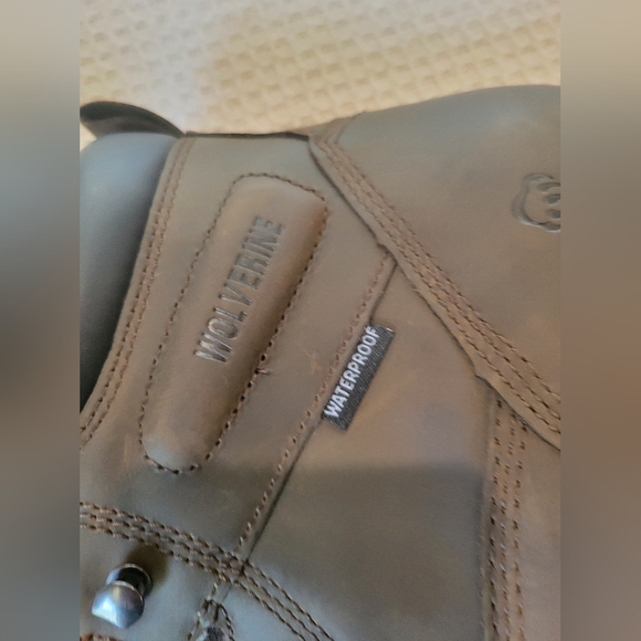 Wolverine Men's Brown Leather Boots - Picture 9 of 14